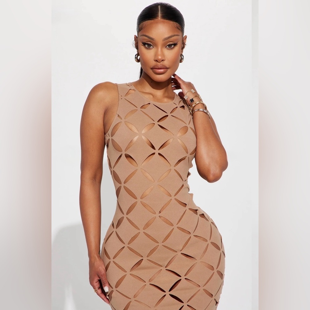 Sleeveless Laser-Cut Bodycon Dress in Tan